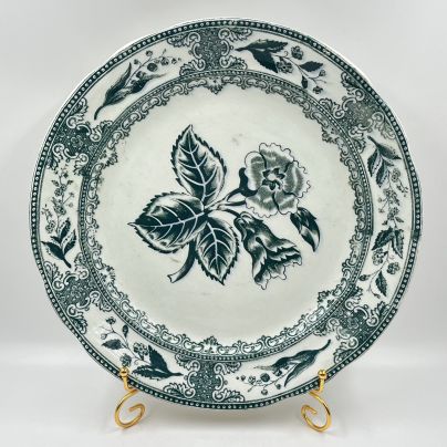 Большая декоративная тарелка с цветочным декором, фаянс, деколь, Всеукртрест (Будянский фаянсовый завод «Серп и Молот»), СССР, 1920-1930 гг.