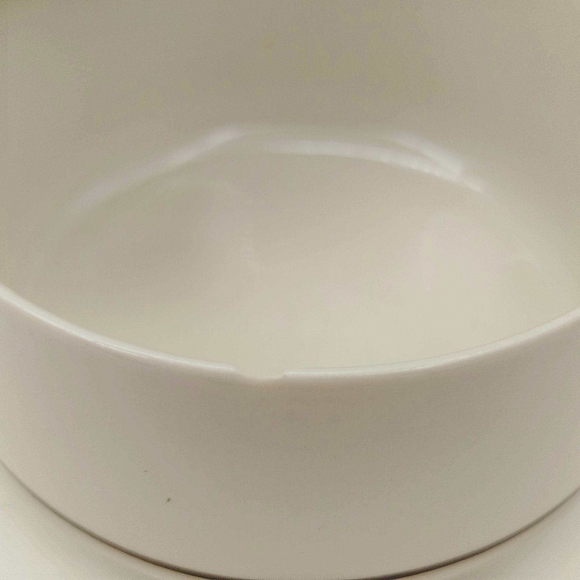 Шкатулка с изображением крыжовника (Ribes grossularia) из серии "Botanica", фарфор, деколь, Villeroy & Boch, Люксембург, 1980-2000 гг.