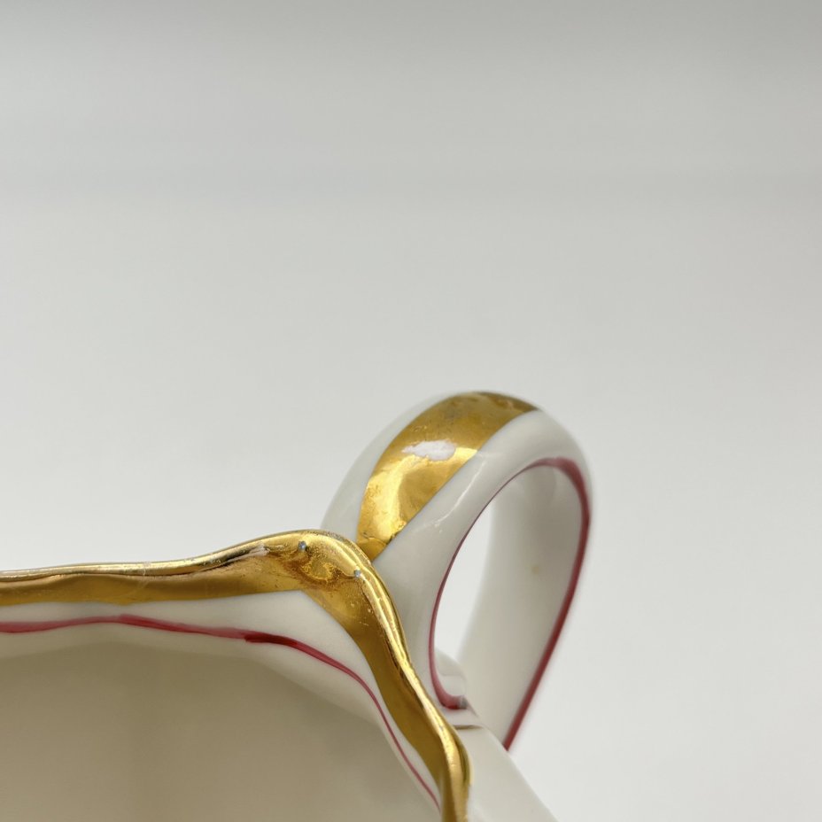 Молочник из сервиза "Солнечный дождь", фарфор, золочение, дорисовка, Дмитровский фарфоровый завод (ДФЗ Вербилки), СССР, 1954-1965 гг.