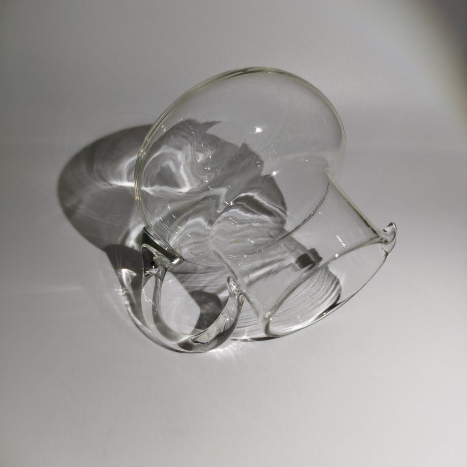 Молочник с широким туловом