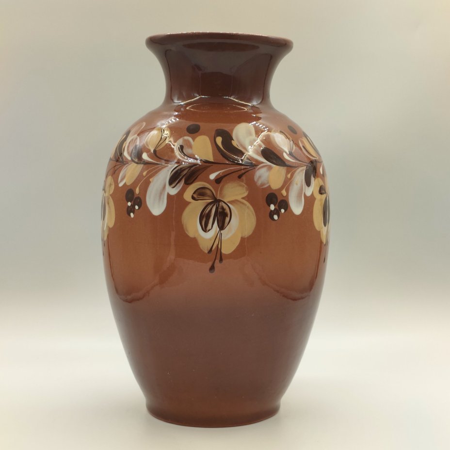 Ваза с широким туловом и цветочным декором, керамика, роспись, СССР, 1970-1990 гг.