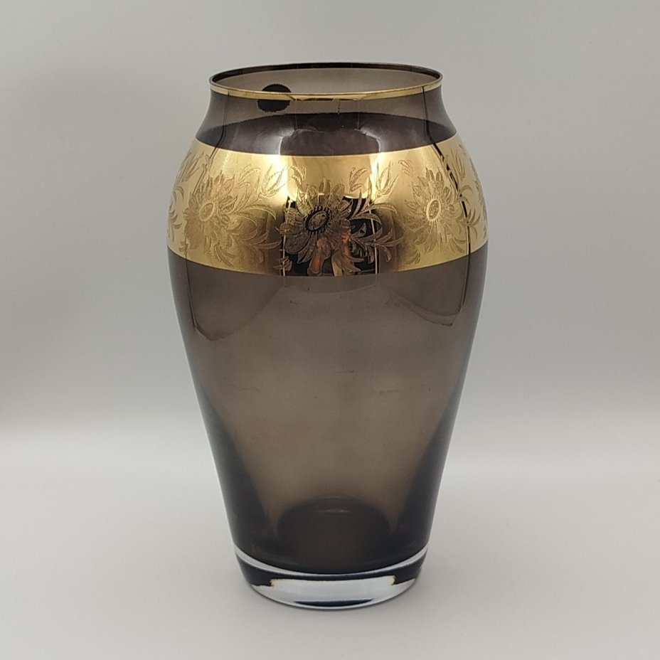 Ваза дымчатого цвета с цветочным декором, стекло, золочение, Bohemia Crystal (Bohemia Glass), Чехословакия, 1993-2010 гг.