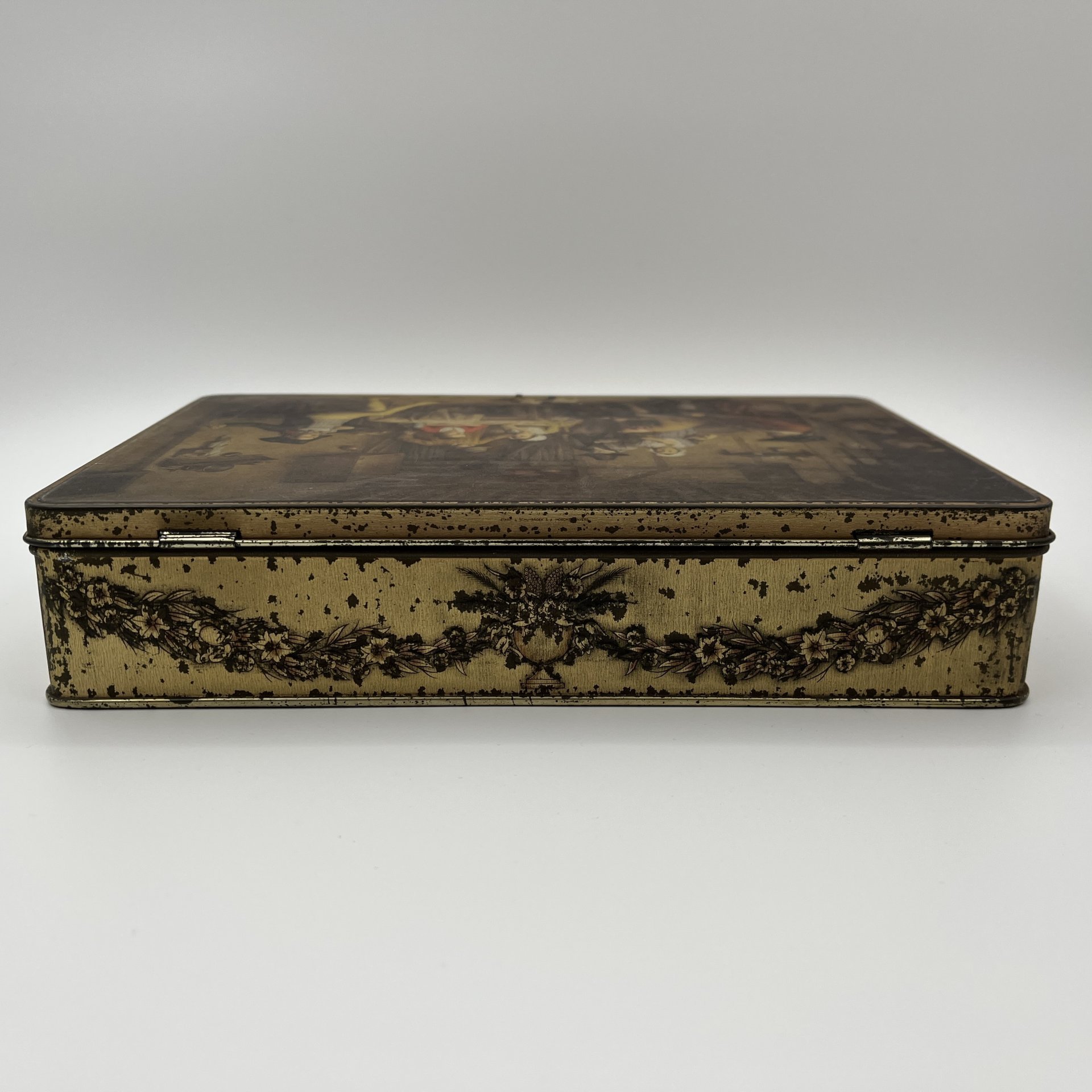 Коробка подарочная (с ключом) Jacoues SuperChocolat, украшенная хромолитографией картины Жана-Батиста  Маду "Вопрос судьбы"