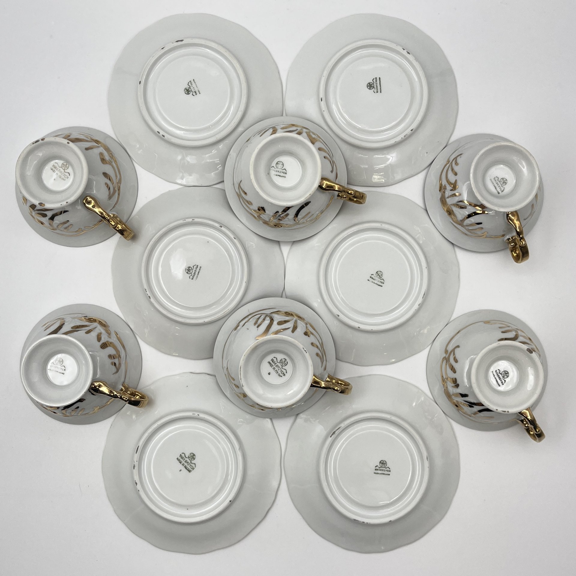 Сервиз кофейный на 6 персон (15 предметов), украшенный растительным декором