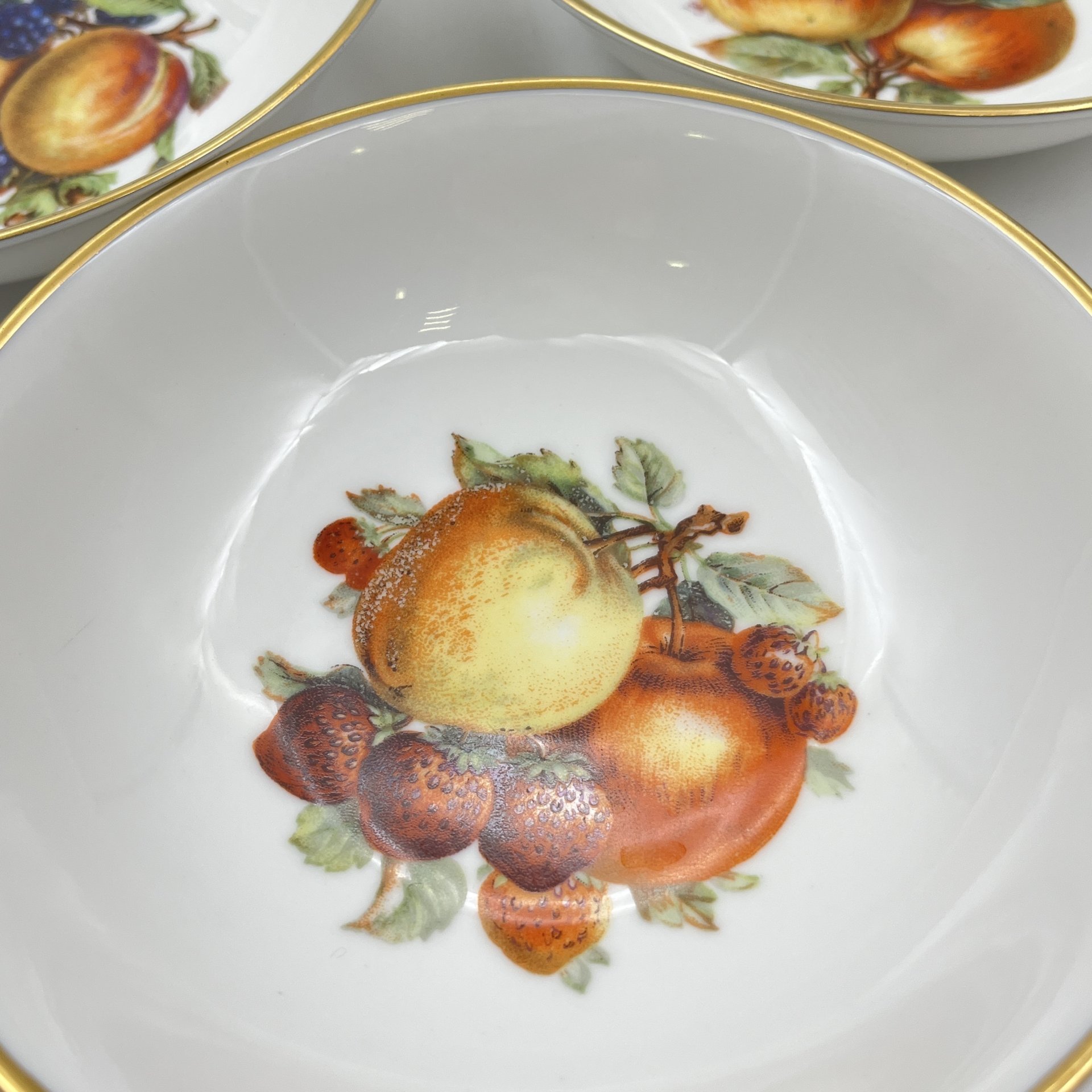 Набор из 6-ти пиал "Ягоды и фрукты", Princess House Bavaria, фарфор, деколь, золочение, Германия, 1990-2010 гг.