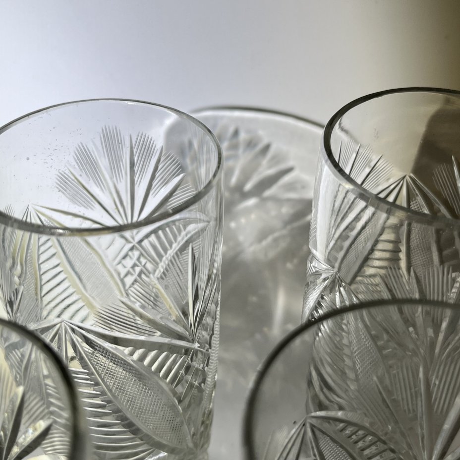 Набор для прохладительных напитков из 4 стаканов