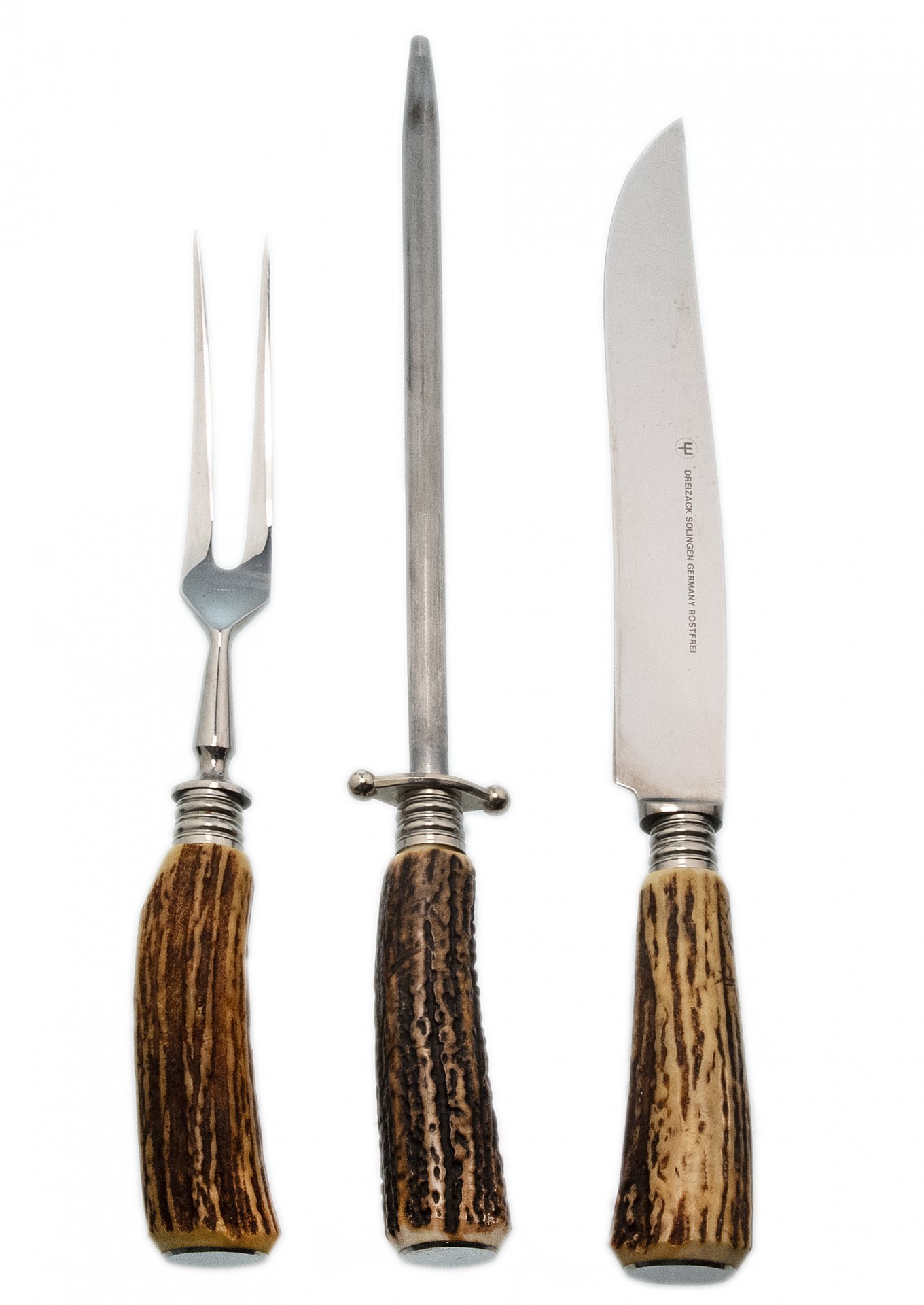 Набор для разделки дичи (3 предмета), в оригинальном футляре, сталь, натуральный рог, фирма "Dreizaсk", г. Золинген, Германия, 1970-1980 гг.