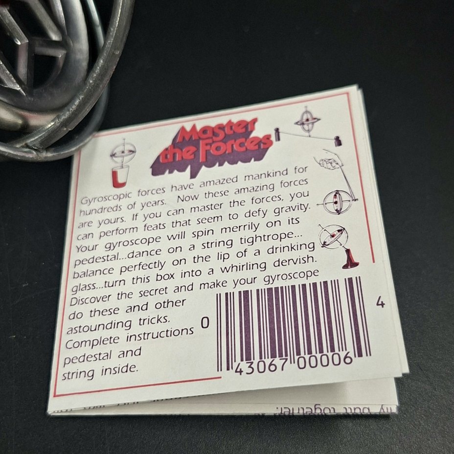 Гироскоп винтажный "Master The Forces"