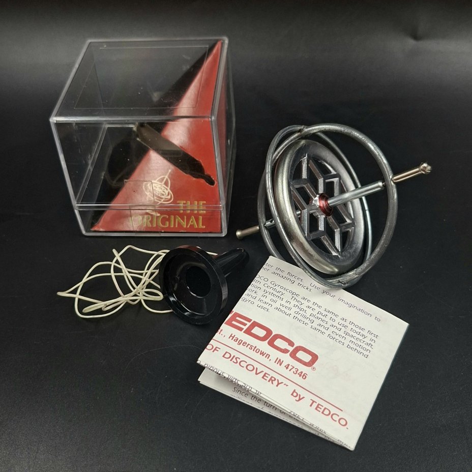 Гироскоп винтажный "Master The Forces"