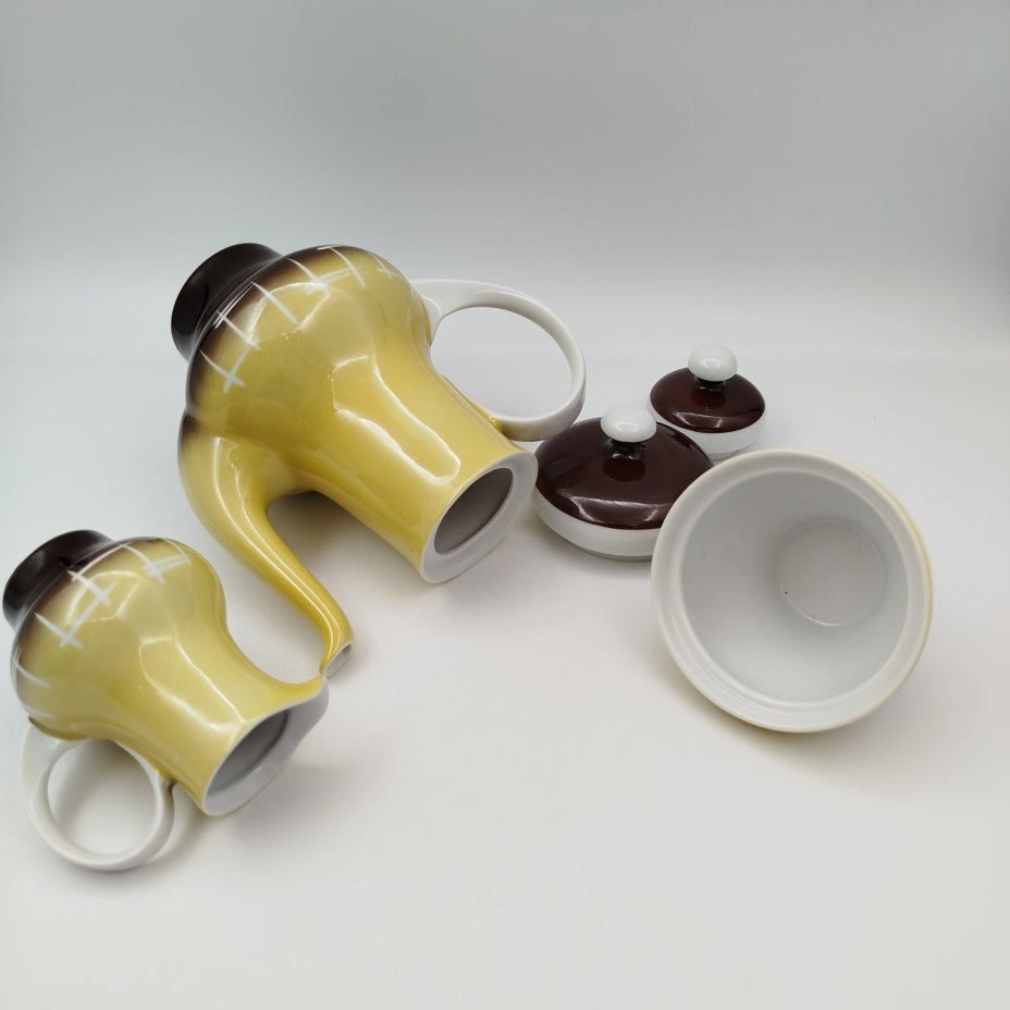 Сервиз кофейный в желто-коричневой гамме на 5 персон (13 предметов), фарфор, крытье, аэрография, Kahla, ГДР, 1960-1990 гг.