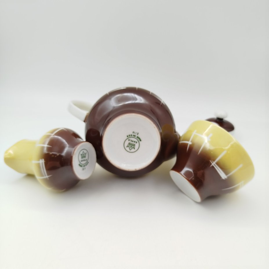 Сервиз кофейный в желто-коричневой гамме на 5 персон (13 предметов), фарфор, крытье, аэрография, Kahla, ГДР, 1960-1990 гг.