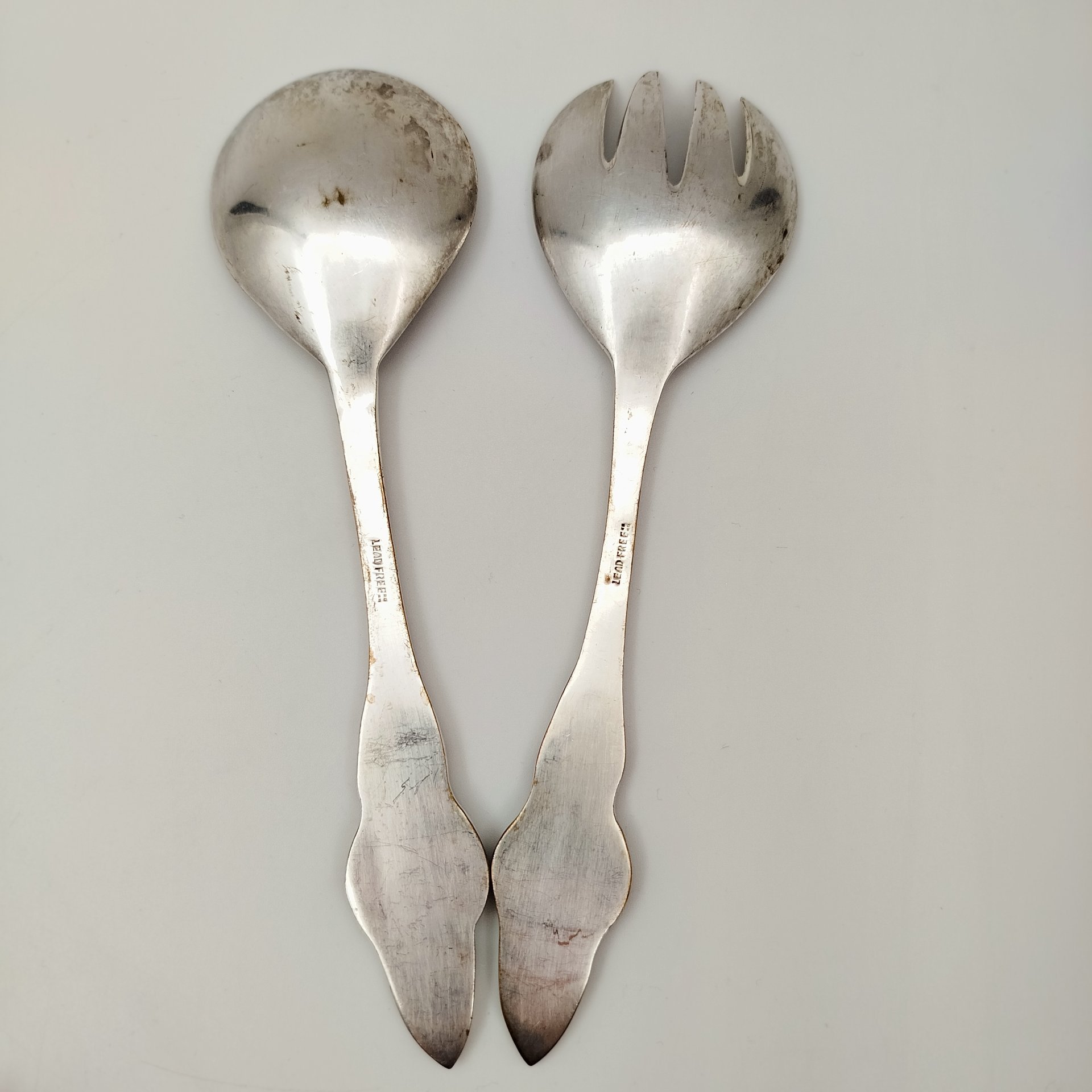 Набор для салата (ложка и вилка), украшенный растительным декором