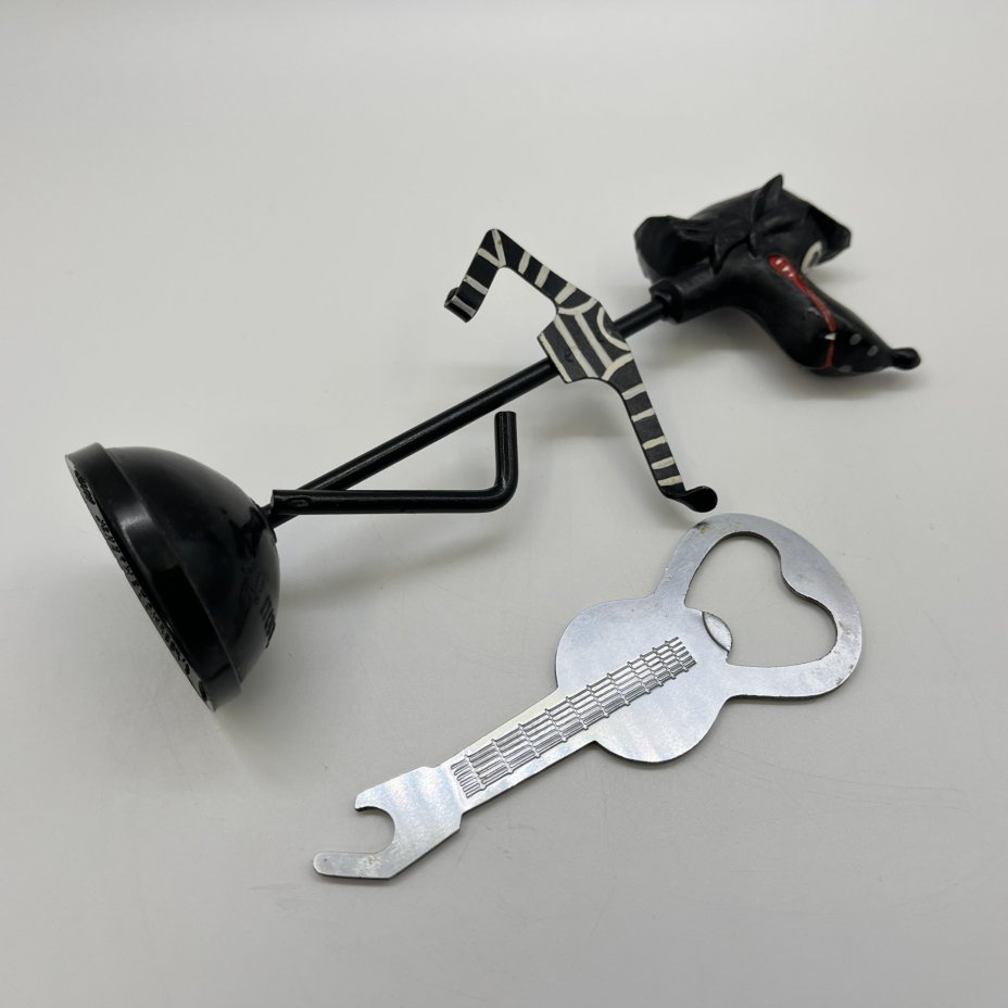 Открывалка "Волк с гитарой. Ну, погоди!"