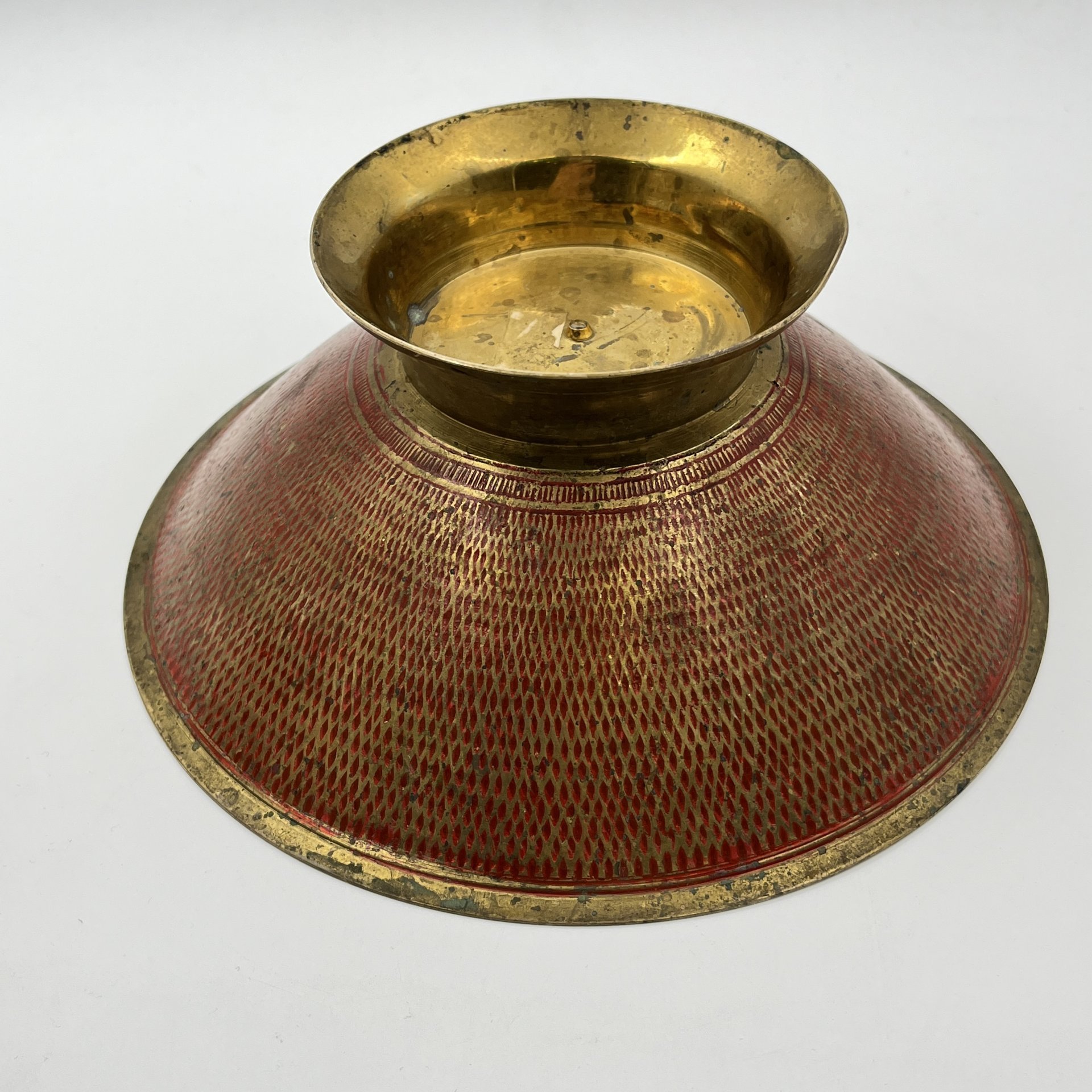 Конфетница "Олимпийский мишка", украшенная растительным орнаментом в восточном стиле, латунь, эмали, Индия, 1970-1990 гг.