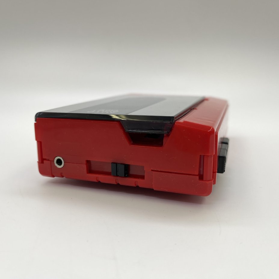 Кассетный плеер с наушниками, Bahman, модель NS 886, пластик, металл, картон, Китай, 1970-1990 гг.