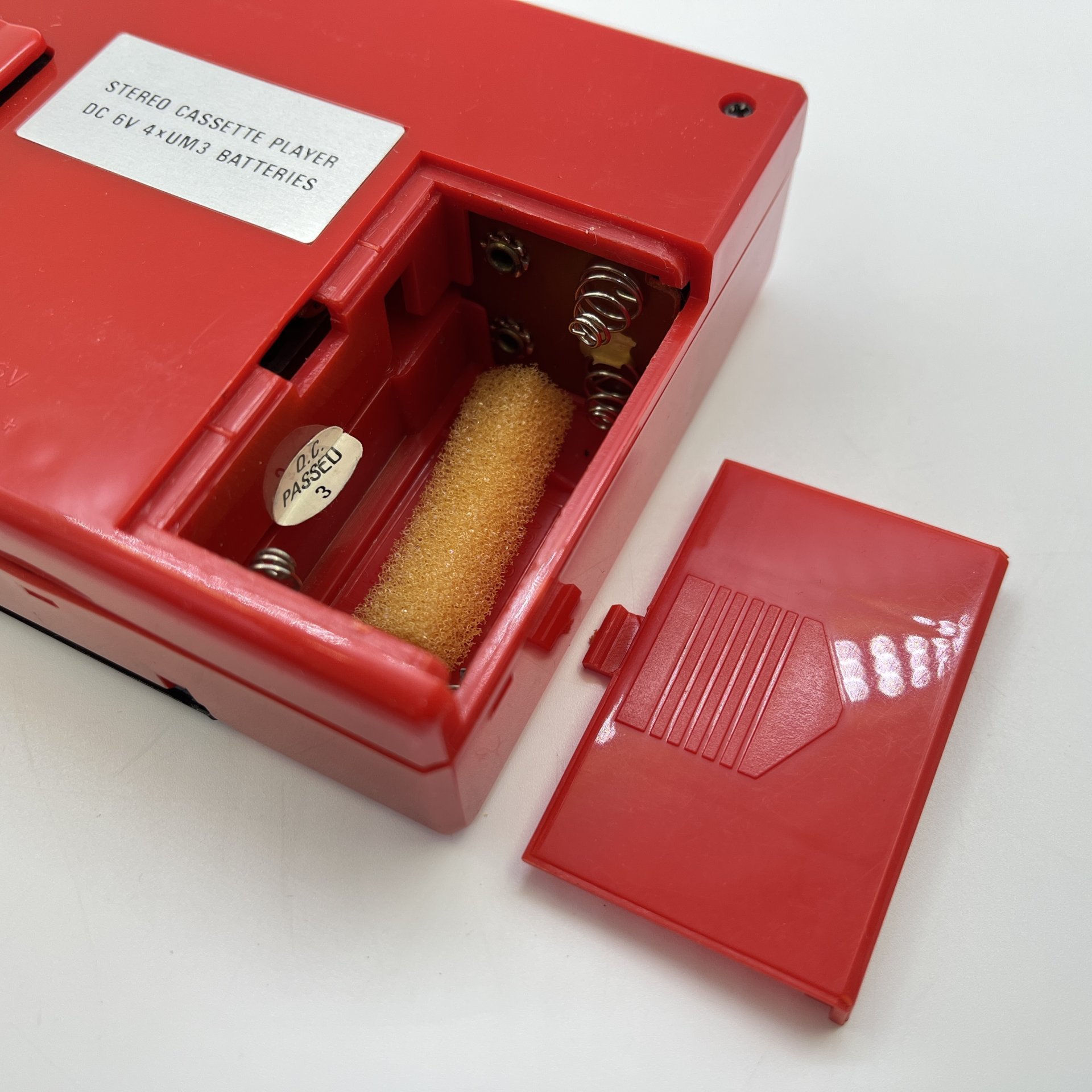 Кассетный плеер с наушниками, Bahman, модель NS 886, пластик, металл, картон, Китай, 1970-1990 гг.