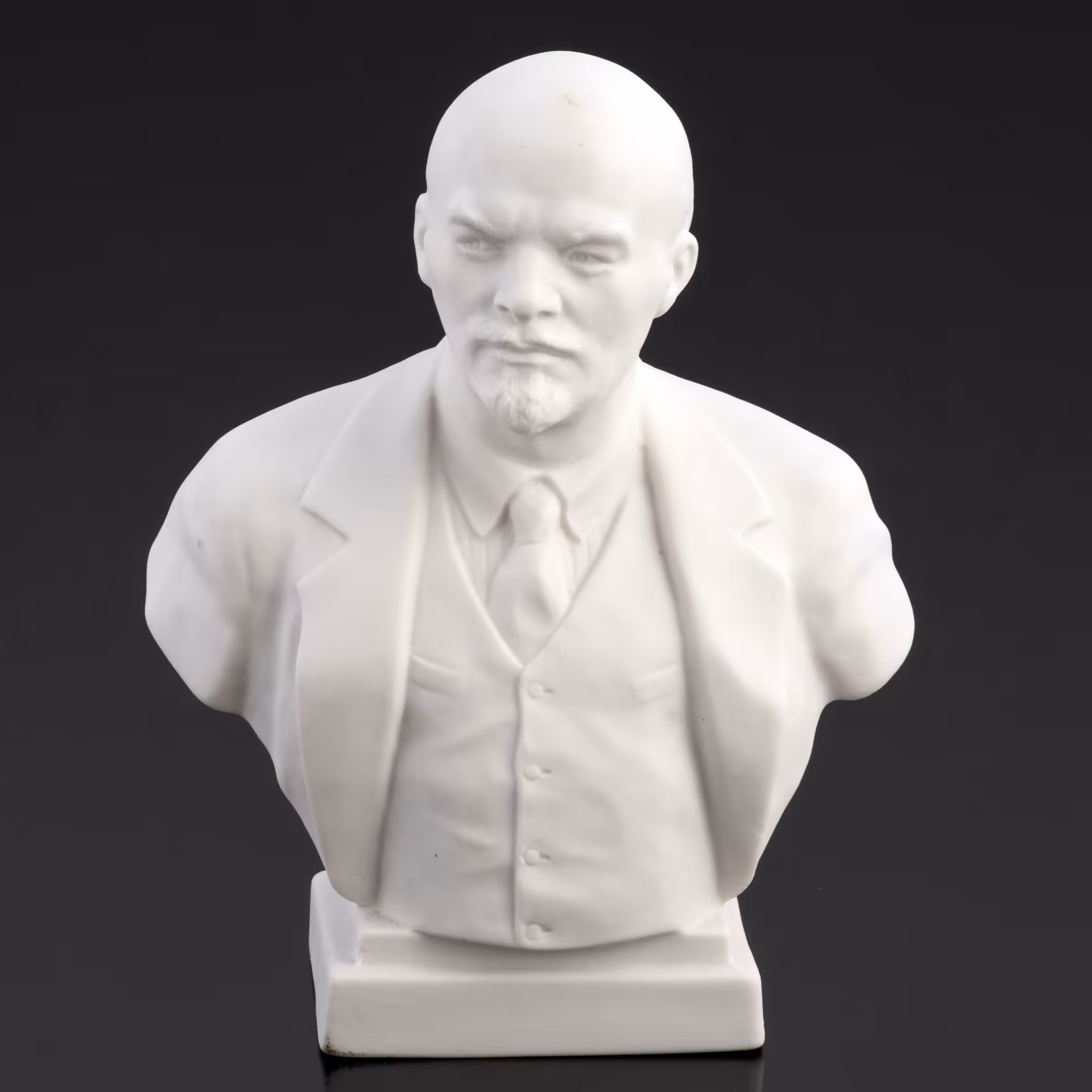 Бюст В.И. Ленина, Ленинградский фарфоровый завод (ЛФЗ)