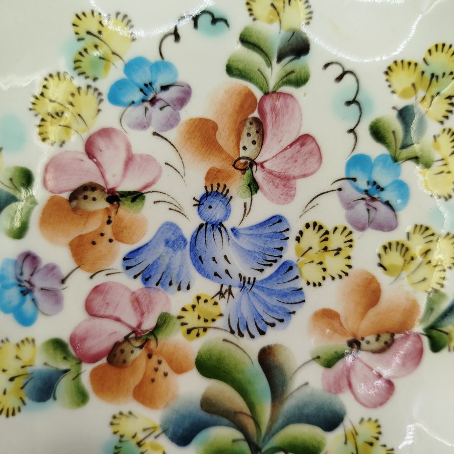 Тарелка для сервировки пасхальных яиц с растительным декором, фаянс, роспись, Семикаракорская керамика (Семикаракорский райпромкомбинат), СССР, 1970-1990 гг.