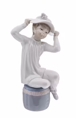 Статуэтка "Девочка в шляпе", фарфор, роспись, фирма "Lladro", Испания, 1971-1974 гг., Lladro