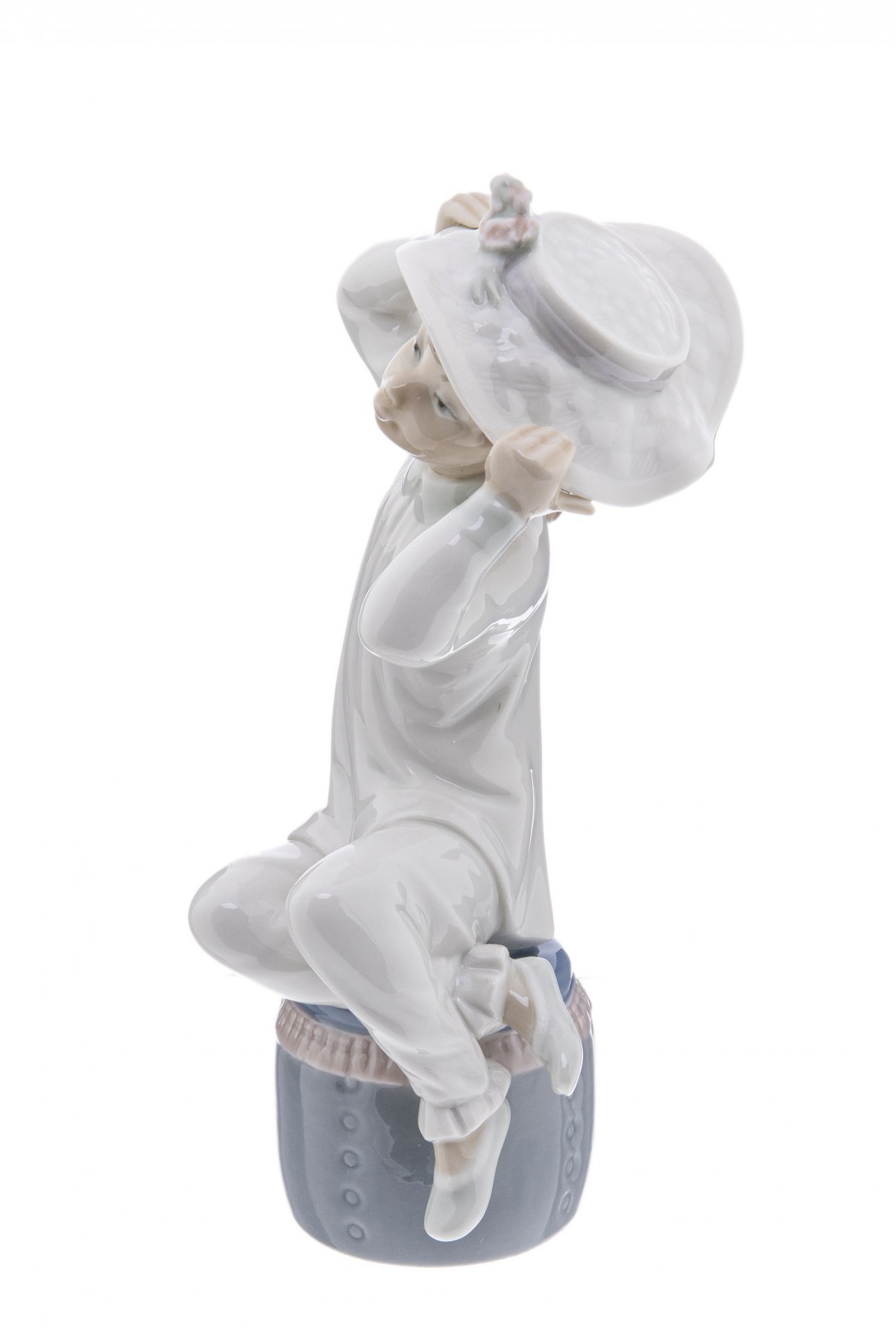 Статуэтка "Девочка в шляпе", фарфор, роспись, фирма "Lladro", Испания, 1971-1974 гг., Lladro