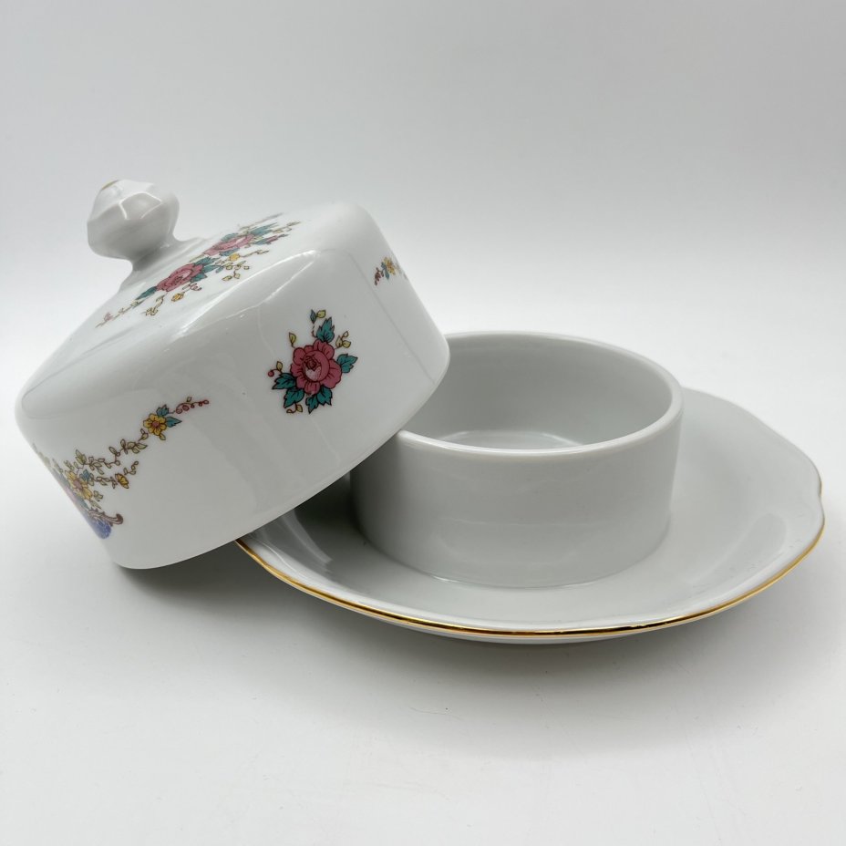 Масленка с цветочным декором, фарфор, деколь, золочение, Bohemia (Neurohlau), Чехословакия, 1970-1990 гг.