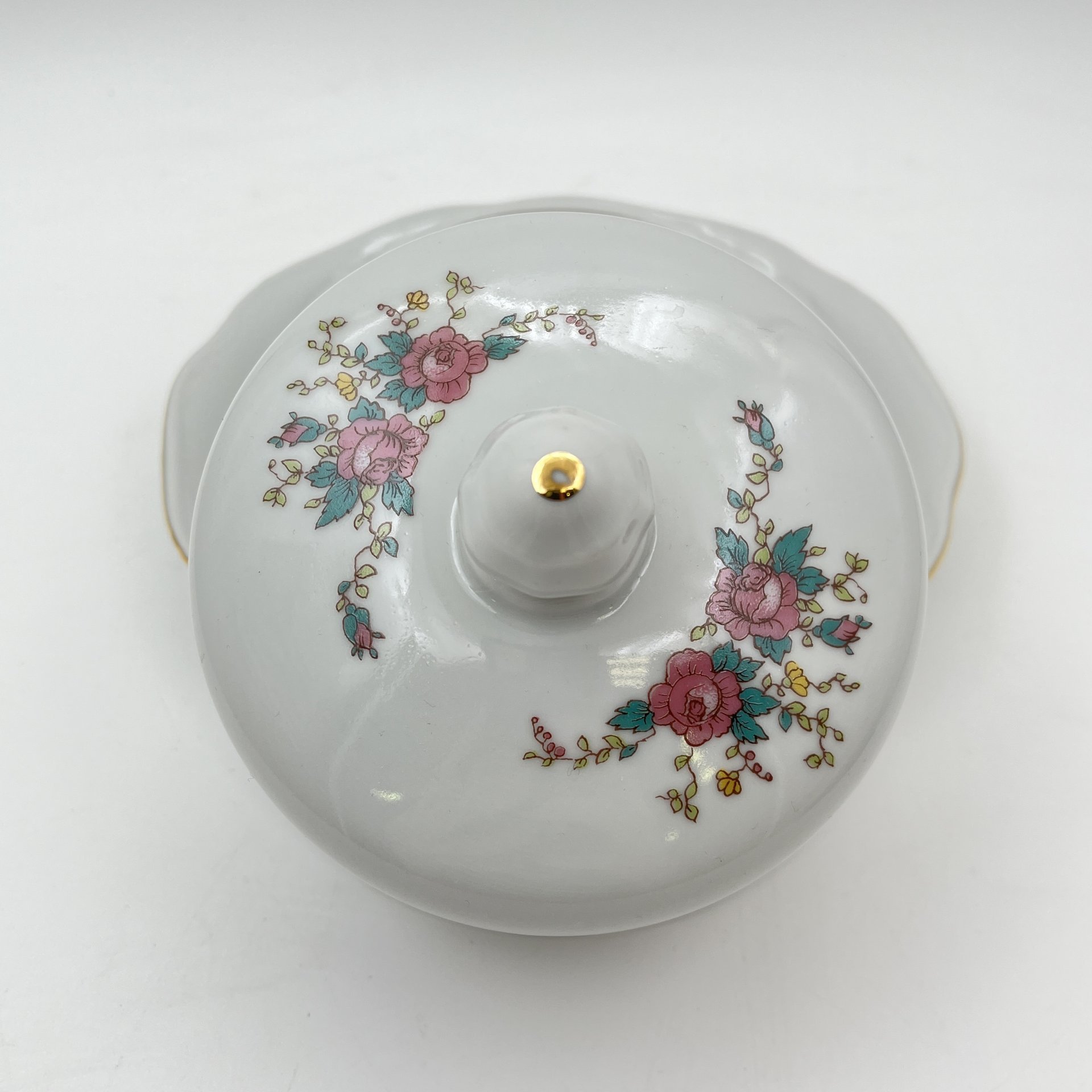 Масленка с цветочным декором, фарфор, деколь, золочение, Bohemia (Neurohlau), Чехословакия, 1970-1990 гг.