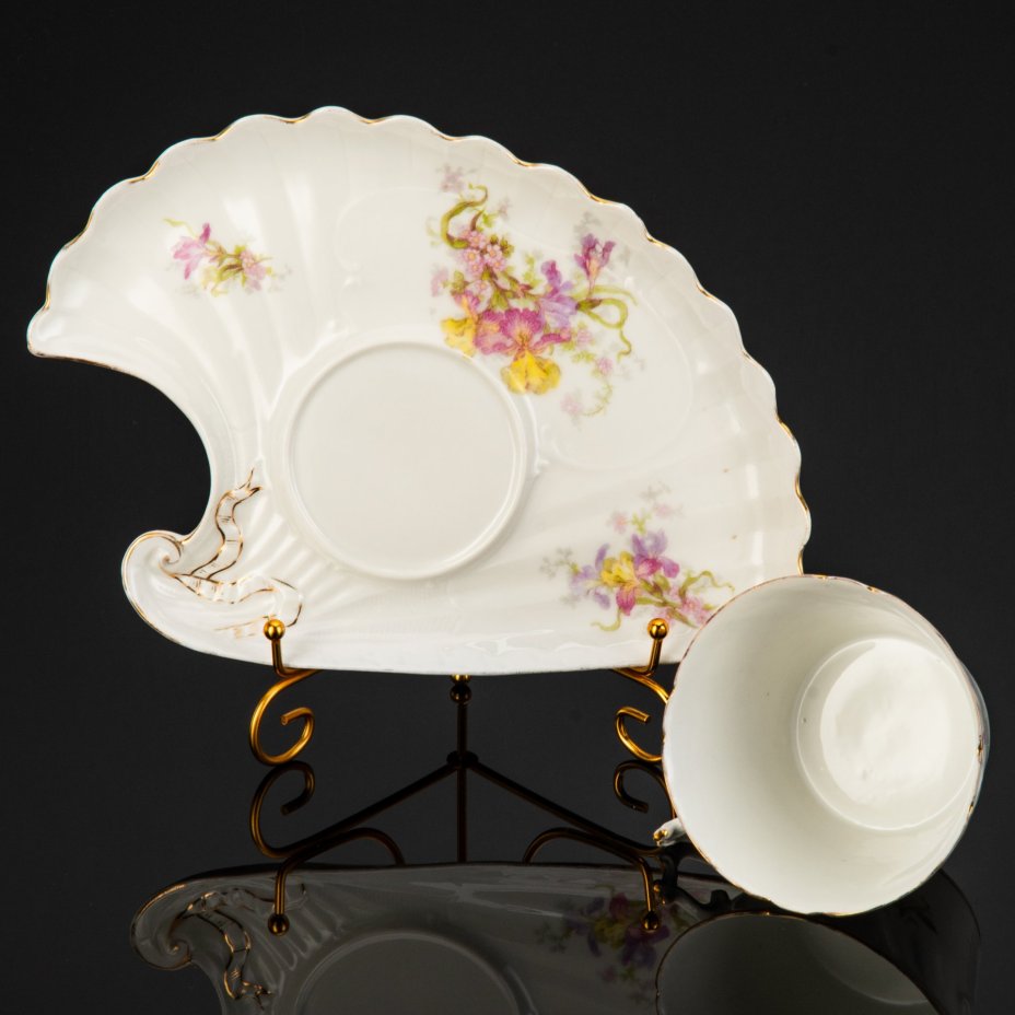 Чайная пара с тарелкой в форме веера