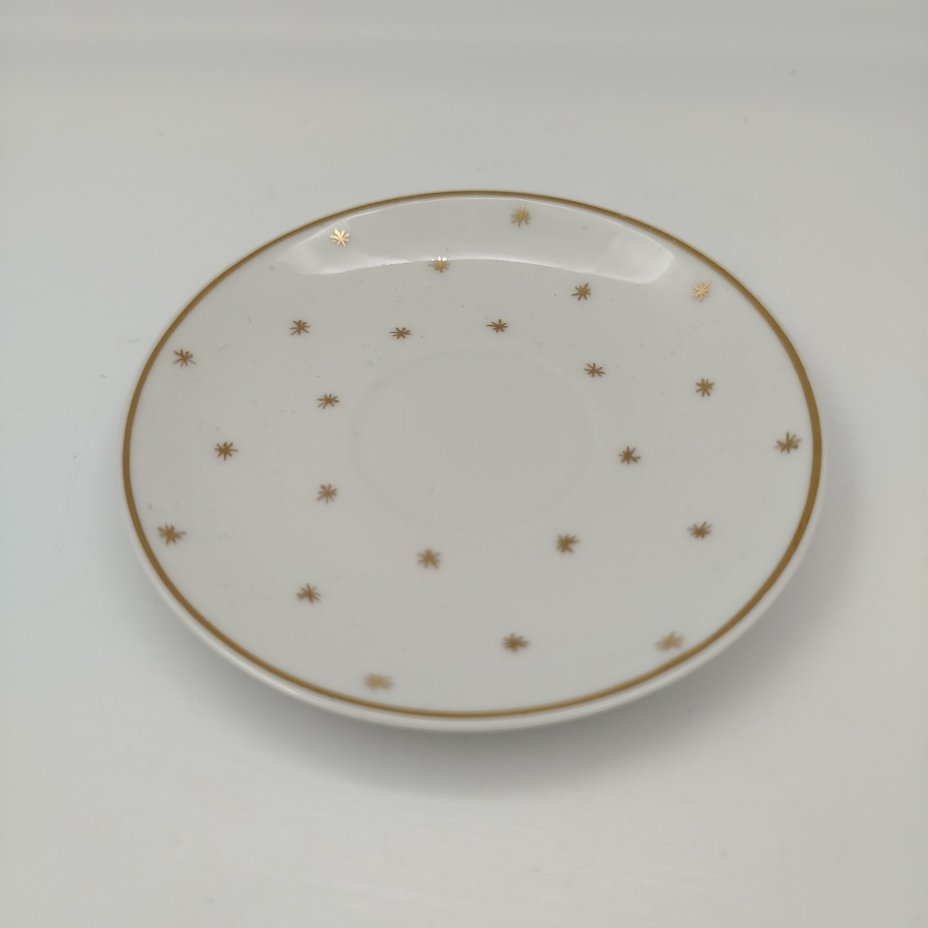 Чашка кофейная на ножке, украшенная золотистыми звездами, фарфор, золочение, Limoges, Франция, 1930-1950 гг.