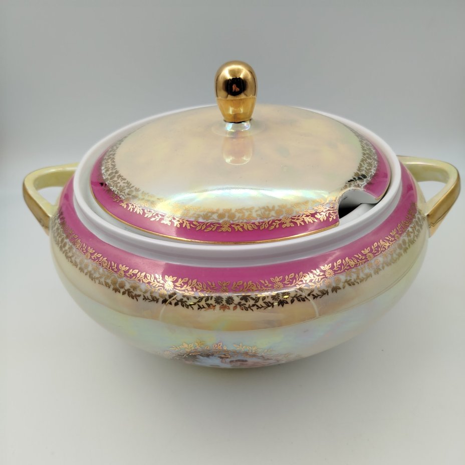 Супница из сервиза "Мадонна", фарфор, деколь, люстр, золочение, Fortuna Eisenberg, Германия, 1960-1973 гг.