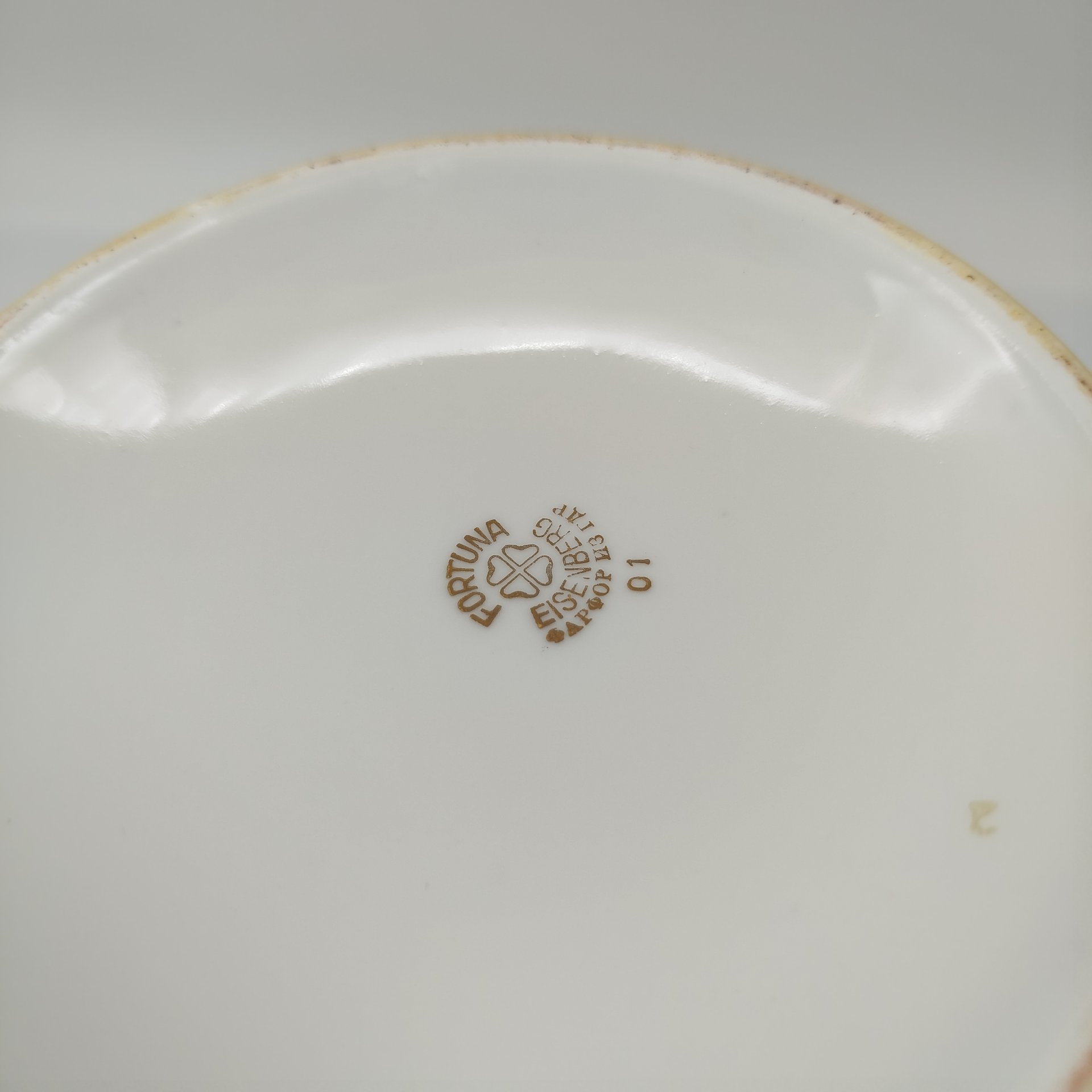 Супница из сервиза "Мадонна", фарфор, деколь, люстр, золочение, Fortuna Eisenberg, Германия, 1960-1973 гг.