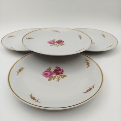 Набор из 4-х десертных тарелок, украшенных изображением розы, фарфор, деколь, золочение, Lichte Porzellan (Лихте), ГДР, 1966-1985 гг.