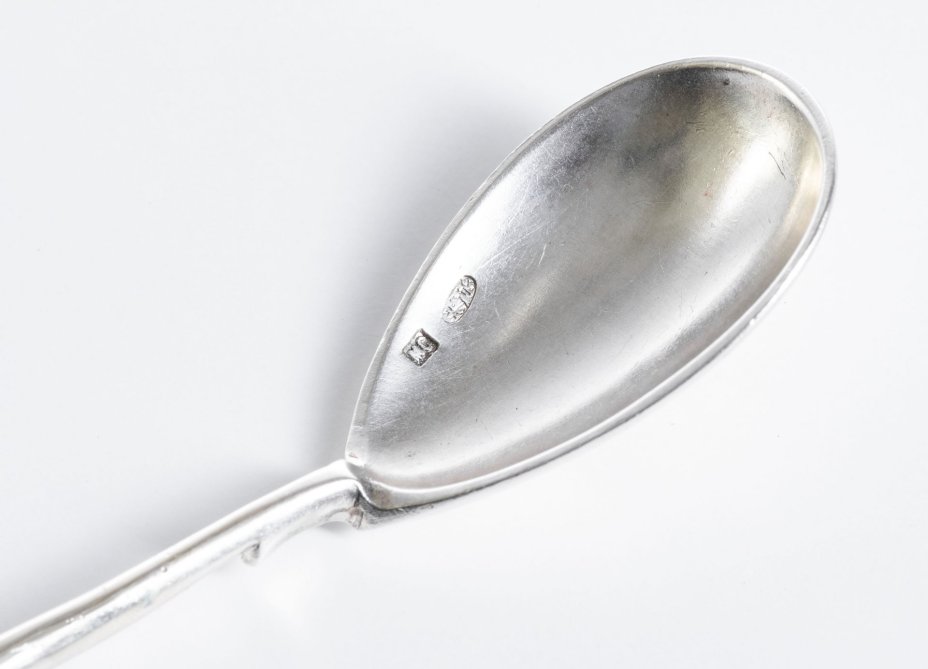 Ложка с гравировкой и витой ручкой, серебро (84 пр.), резьба, мастерская Марии Соколовой, Российская Империя, 1899-1908 гг., Мастерская Марии Соколовой