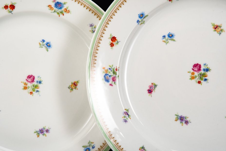 Набор из 2-х блюд круглой формы с цветочным декором, фарфор, деколь, Limoges, Франция, 1930-1950 гг.