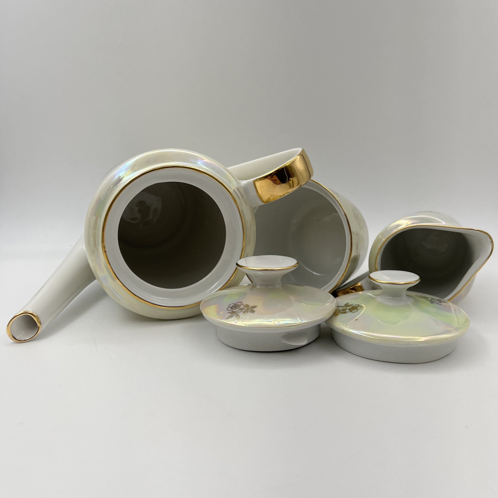 Чайно-кофейный сервиз "Мадонна" на 6 персон (15 предметов)