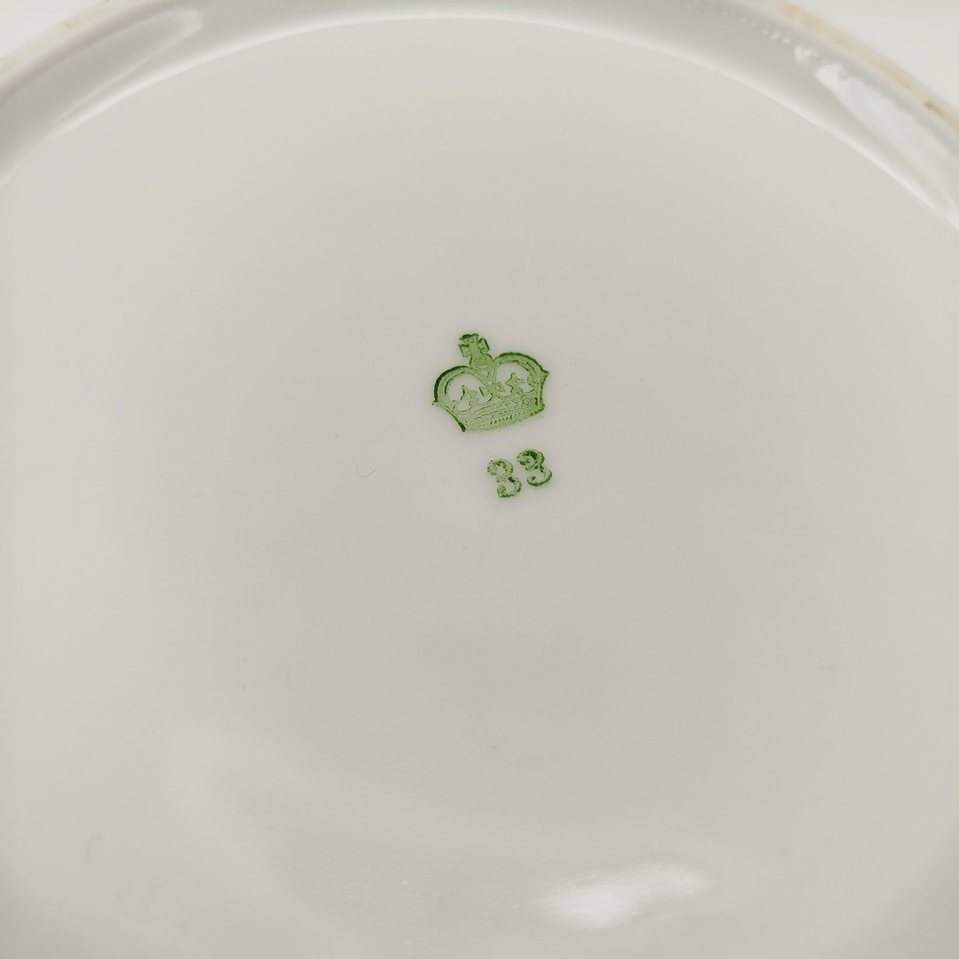 Супница, украшенная цветочным декором, фарфор, деколь, золочение, Bareuther & Co., Bavaria, Германия, 1931-1945 гг.