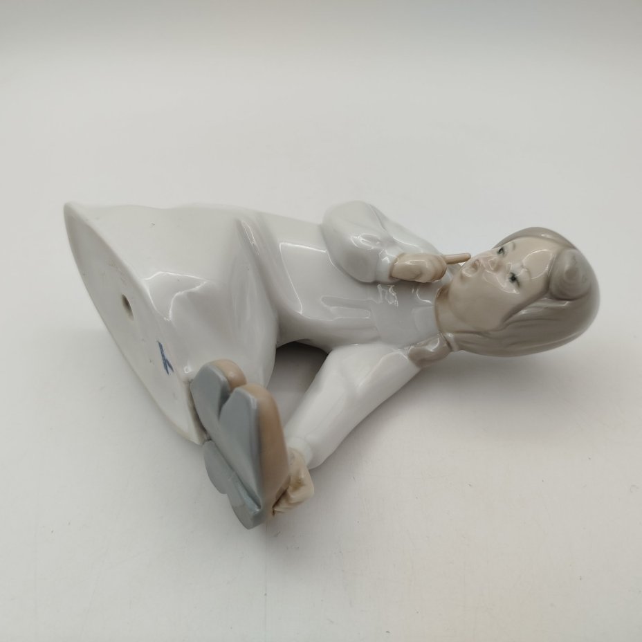 Статуэтка "Девочка с тапками", автор Vicente Martinez, фарфор, роспись, Lladro, Испания, 1970-1990 гг.