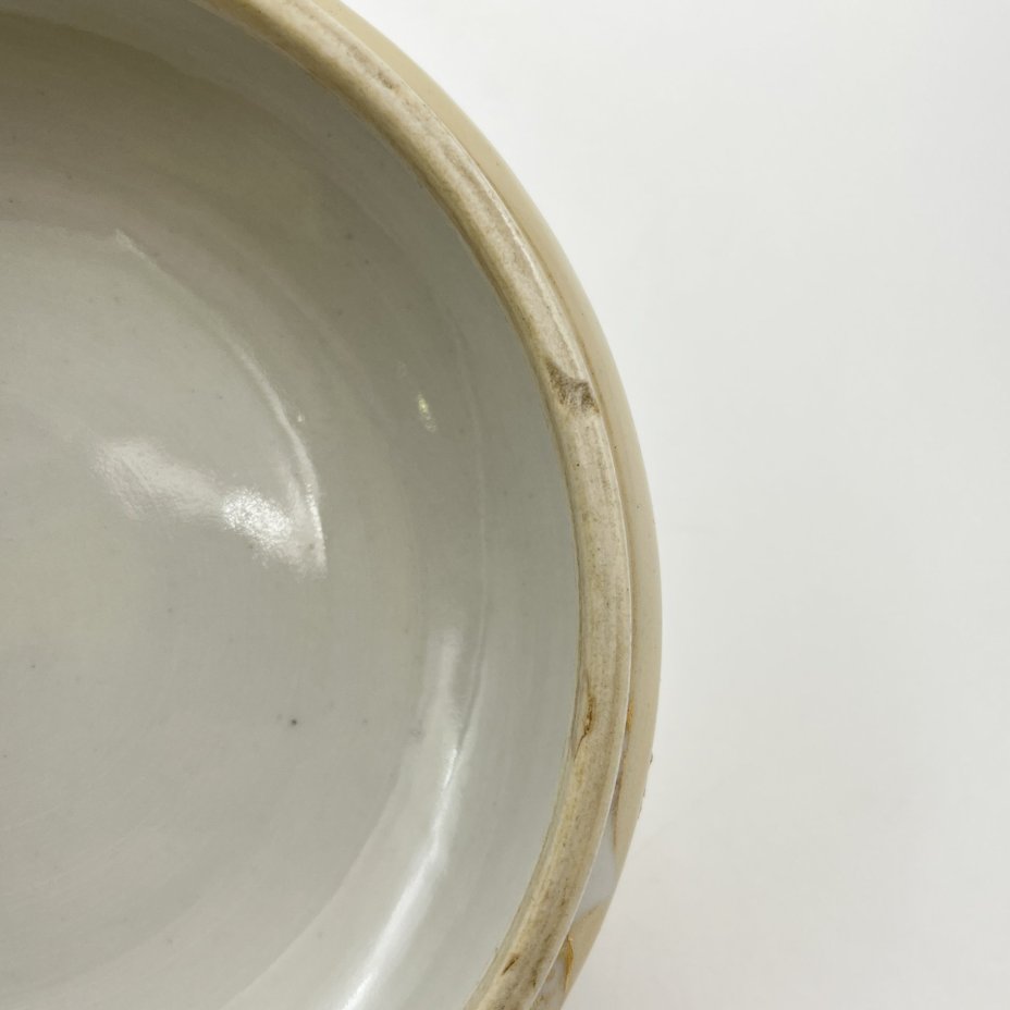 Шкатулка, украшенная изображением винограда