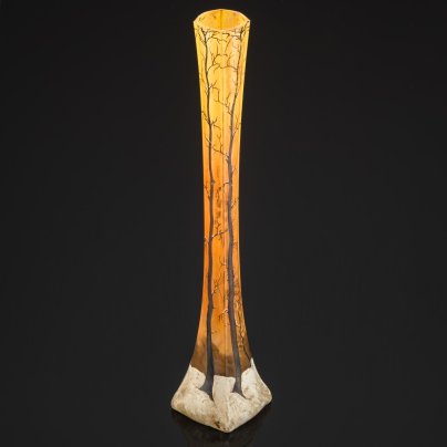 Ваза, украшенная изображением зимнего пейзажа, Legras et C. (?), стекло, роспись полихромной эмалью, Франция, 1900-1930 гг.