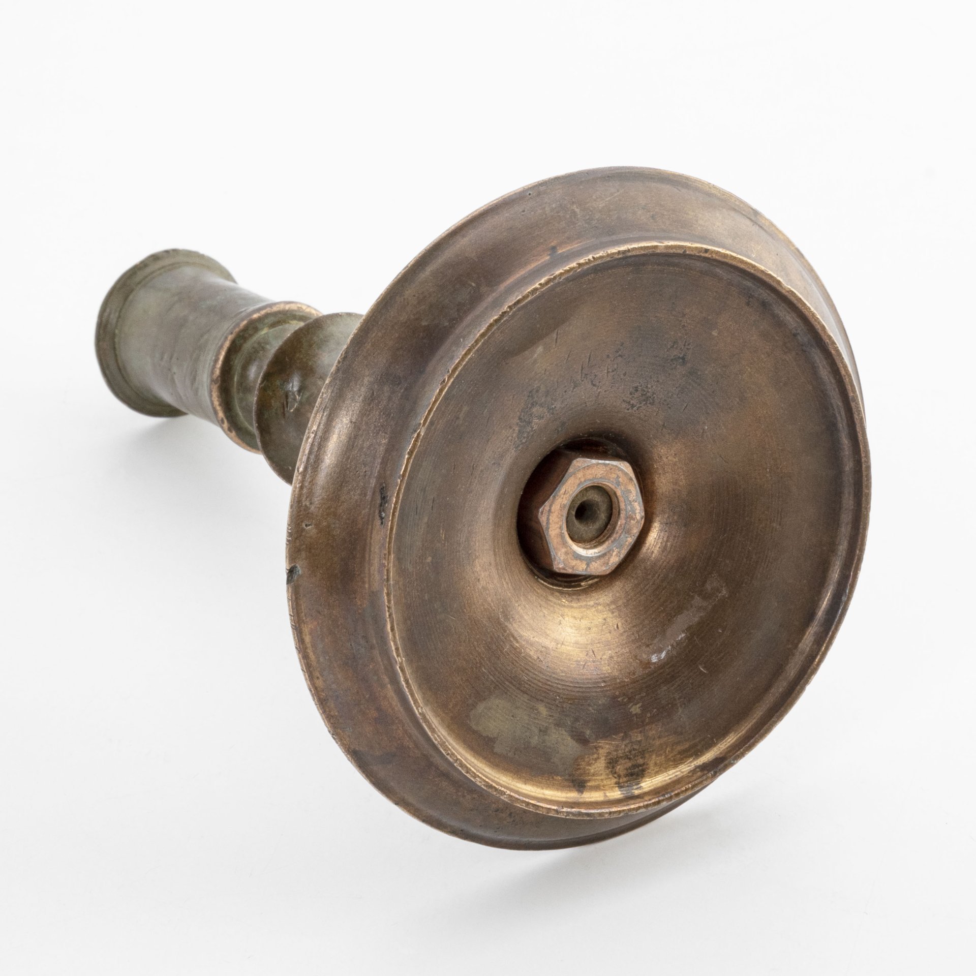 Подсвечник для одной свечи на круглой подставке, Фабрика Юдина