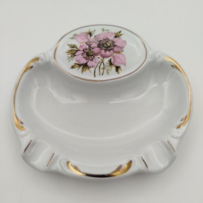 Пепельница, декорированная цветами, Porcelaine de Bruxelles, фарфор, деколь