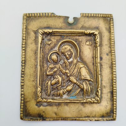 Икона Божией Матери «Троеручица»