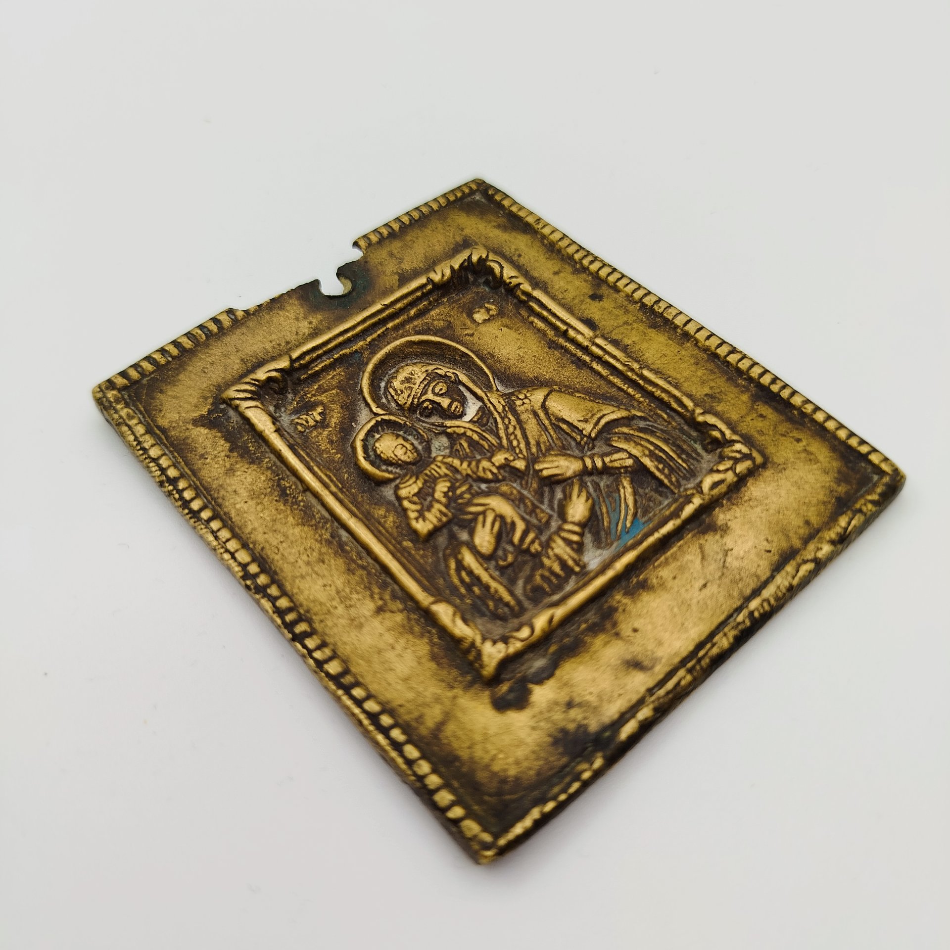 Икона Божией Матери «Троеручица»