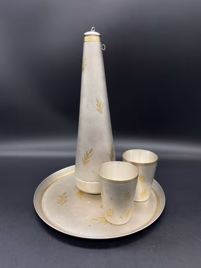 Коньячный набор (штоф, 2 стопки, поднос), Мстерский завод художественных изделий «Ювелир»