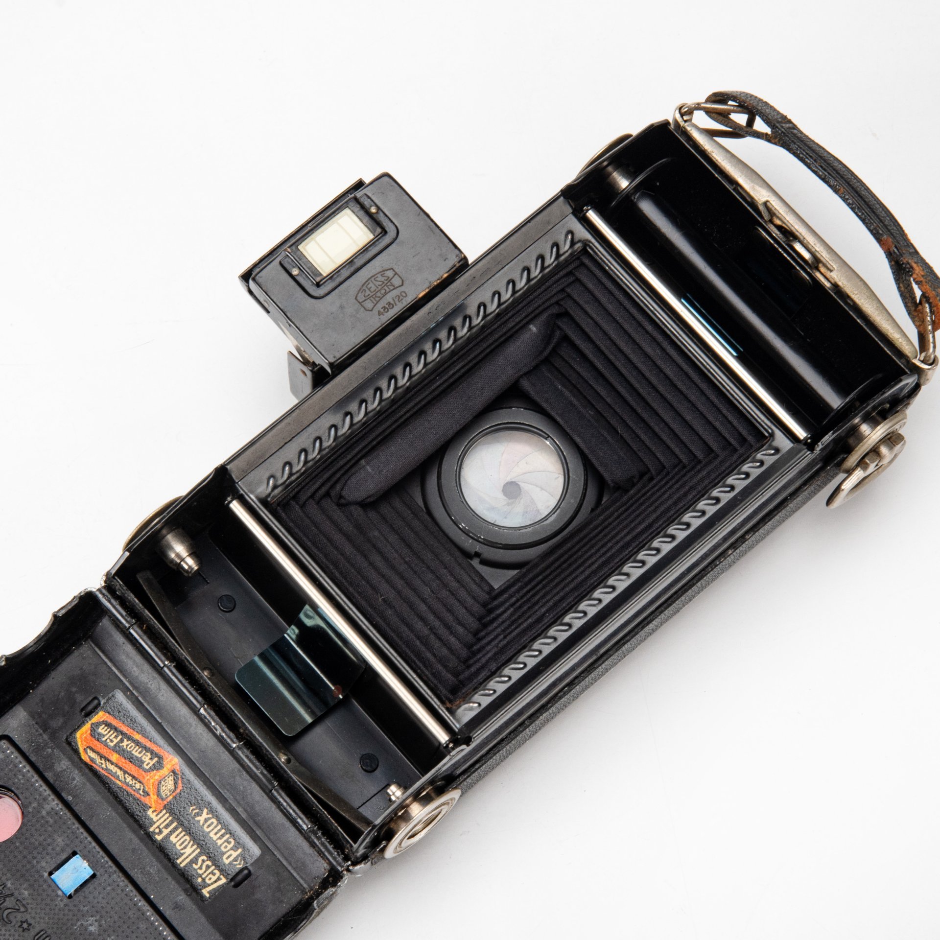 Фотоаппарат плёночный "Ikonta 520/2", Carl Zeiss