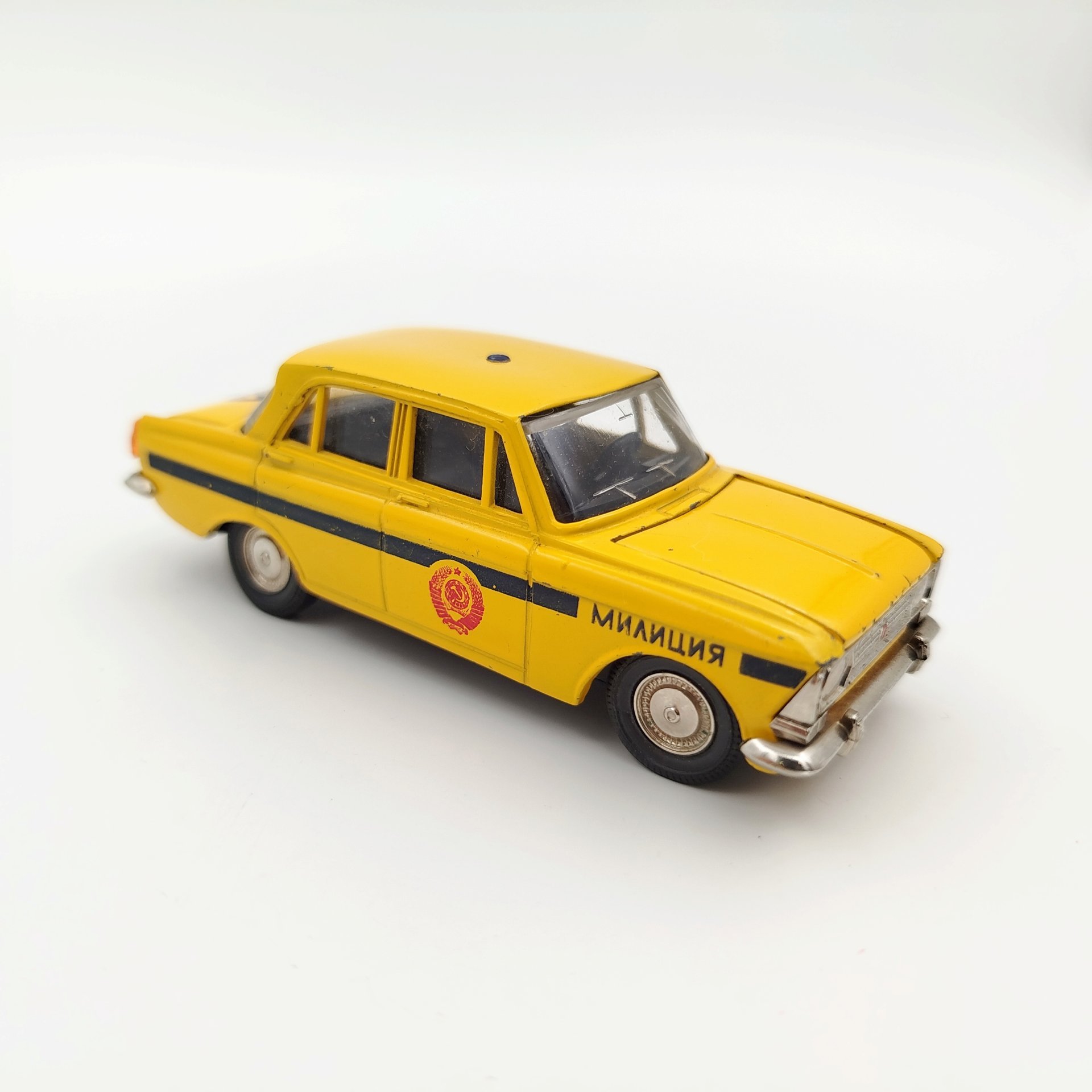 Модель автомобиля "Москвич-412" (ГАИ)