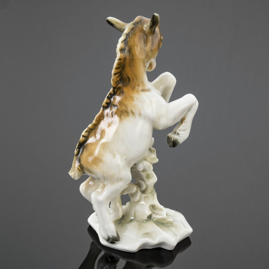 Статуэтка "Козлик", фарфор, роспись, Karl Ens (Карл Энс), Германия, 1919-1945 гг., Karl Ens (Карл Энс)