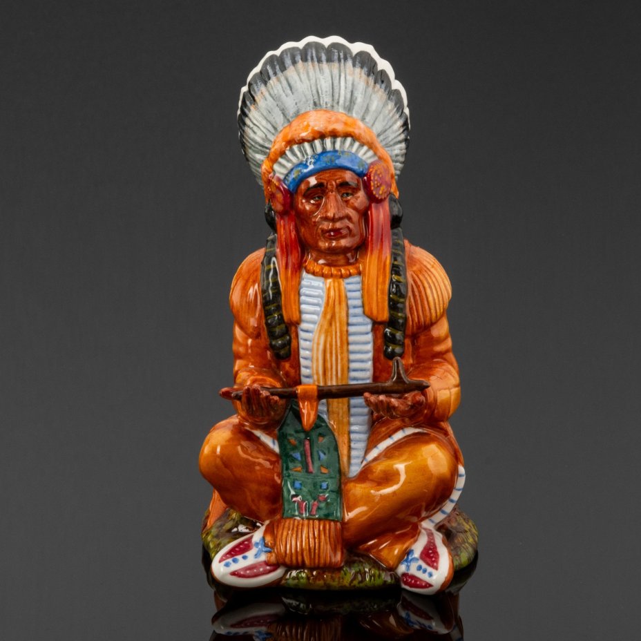 Статуэтка "Вождь. Трубка мира", Royal Doulton