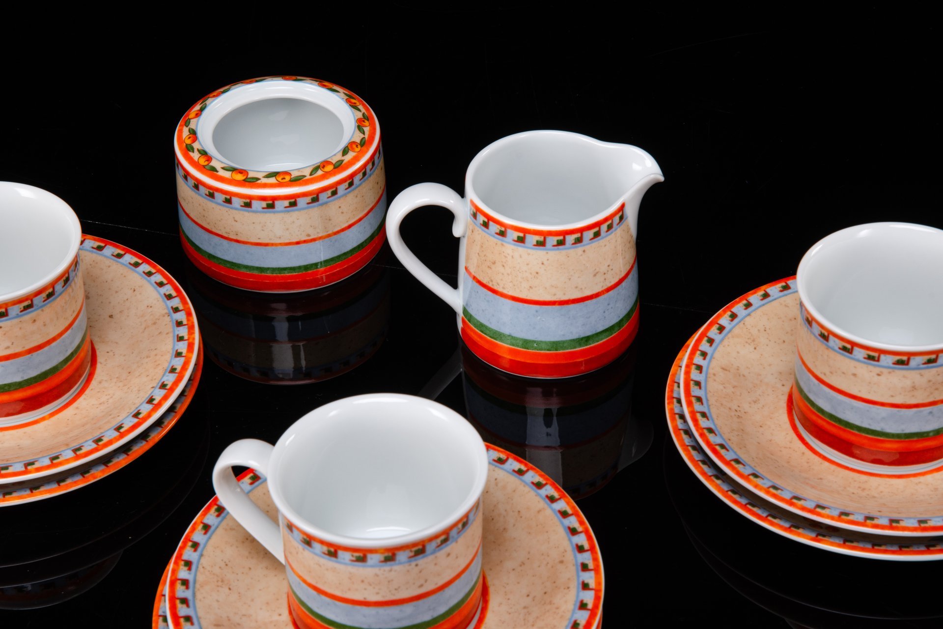 Чайный набор на 6 персон (21 предмет) из серии Switch, Villeroy & Boch