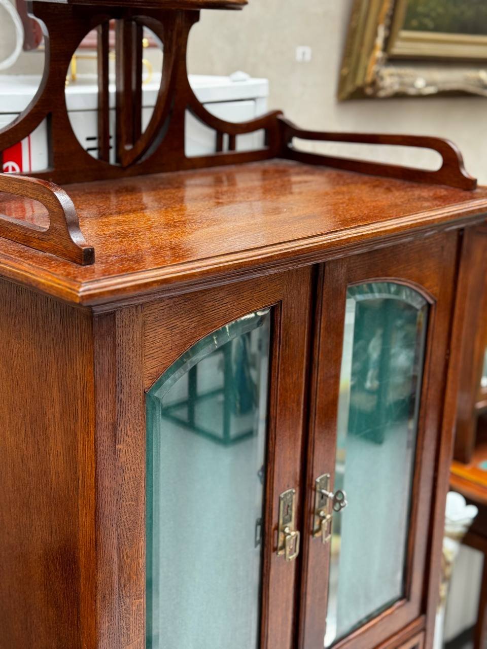 Шкаф в стиле Модерн