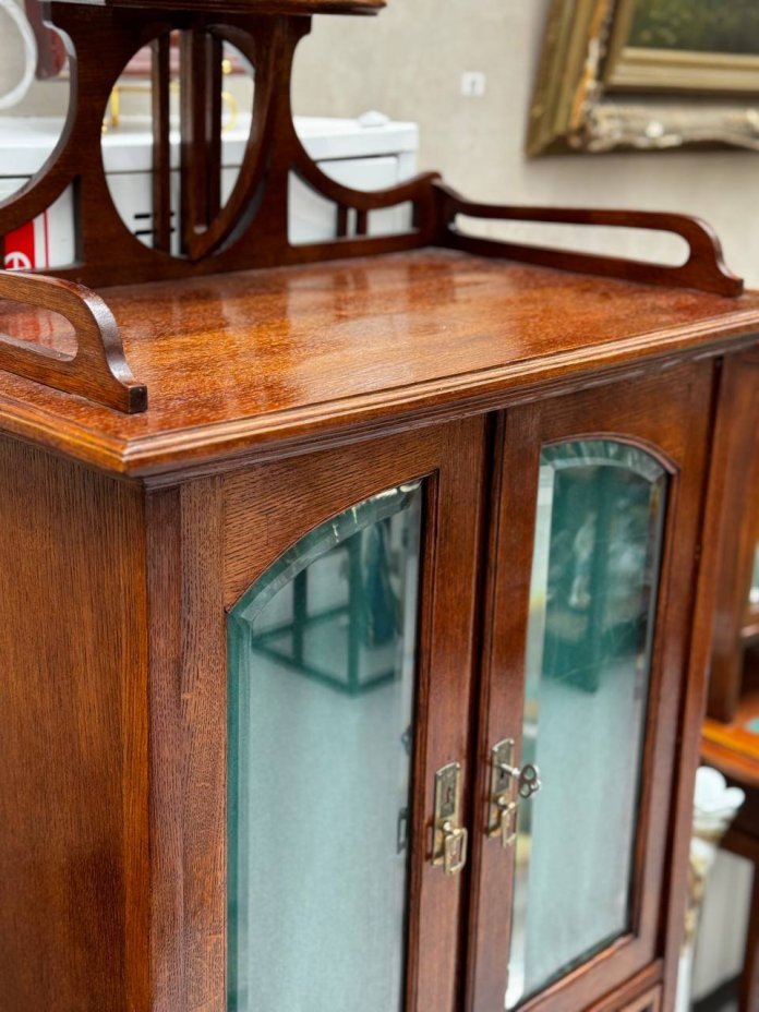 Шкаф в стиле Модерн